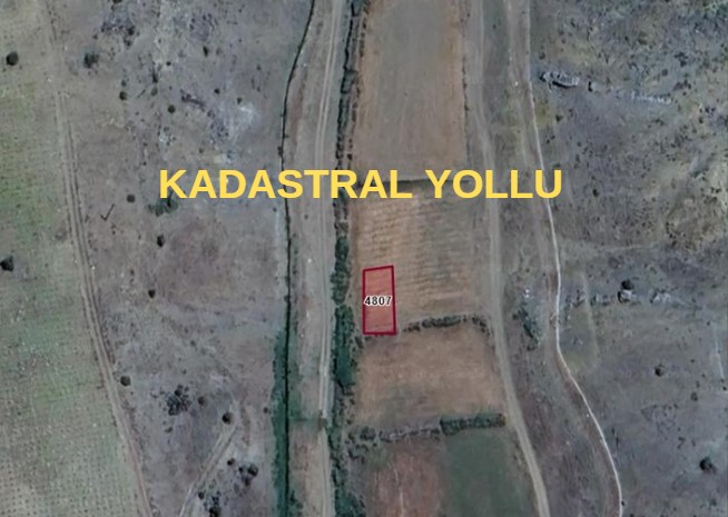 BURDUR YEŞİLOVA AKÇAKÖY'DE 160 M² TARLAMIZ SATILIKTIR.  - BURDUR YEŞİLOVA fotoğraf 4